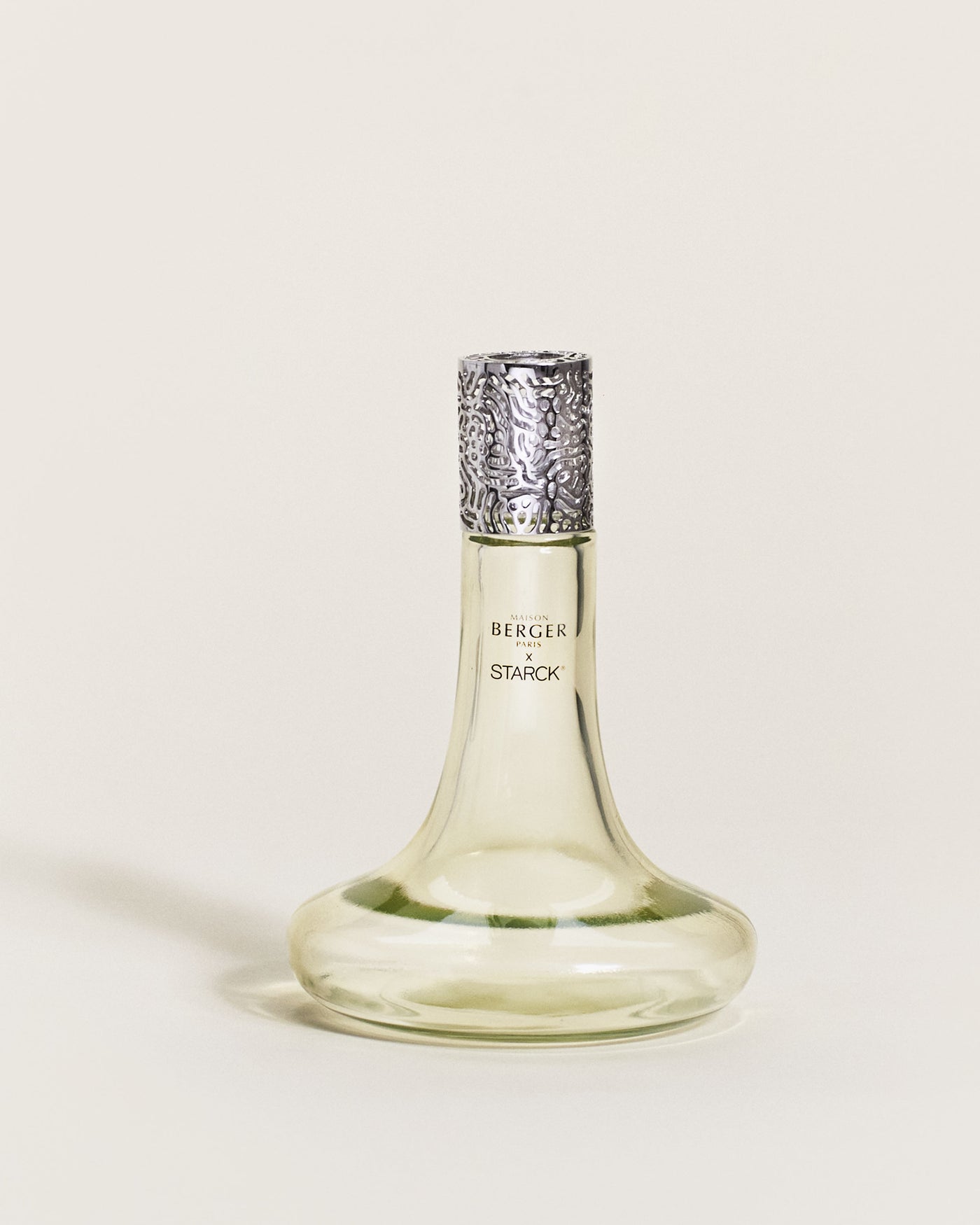 Starck Green with Peau D’Ailleurs Lampset