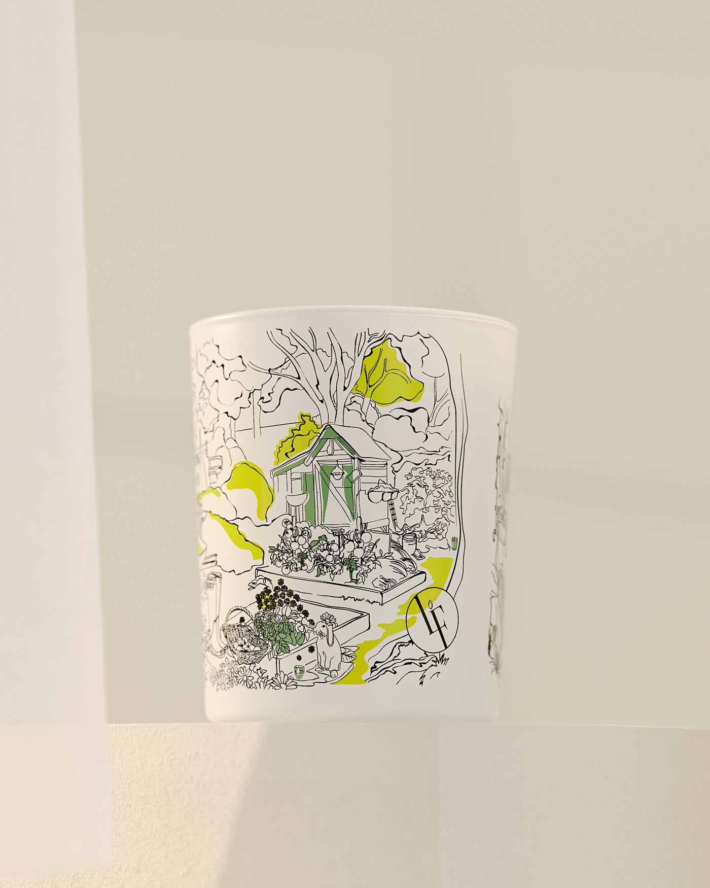 Aromatic Garden Scented Candle